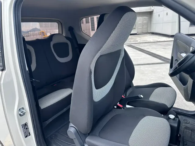 Wuling Hongguang Mini EV — Фото автомобиля 7