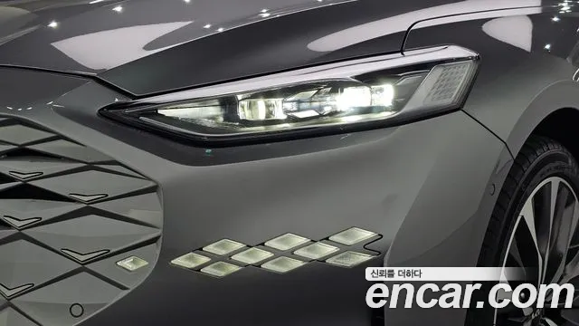 Kia K8 — Фото автомобиля 7