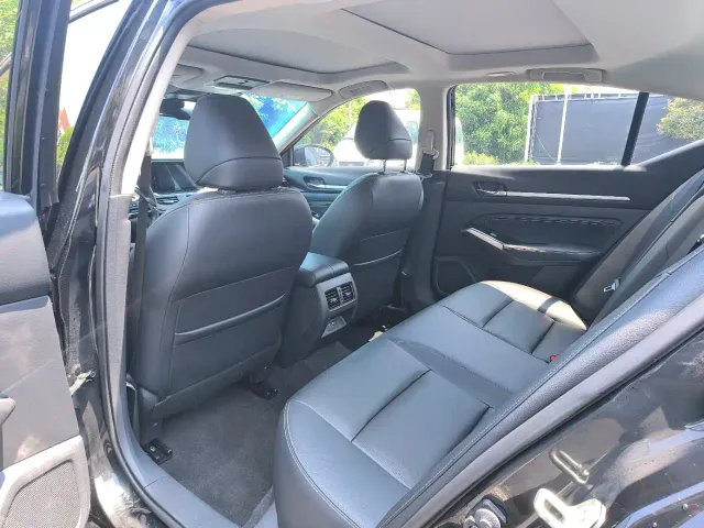 Nissan Teana — Фото автомобиля 9