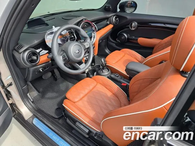 Mini Cooper Convertible — Фото автомобиля 14
