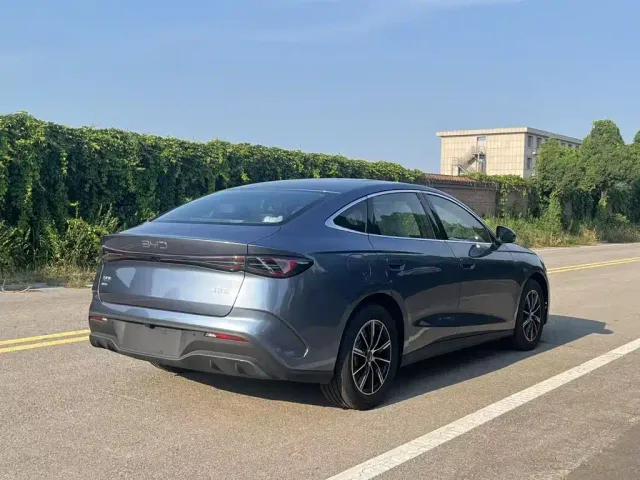 BYD Seal 06 — Фото автомобиля 12
