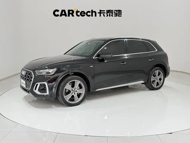 Фотография автомобиля — Audi Q5L