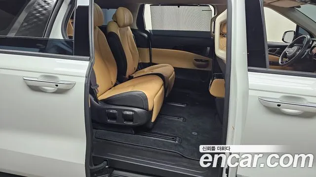 Kia Canival Carnival 4 поколение Бензин 7 мест Noblesse — Фото автомобиля 4