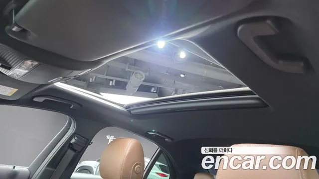 Mercedes-Benz E-Class — Фото автомобиля 12