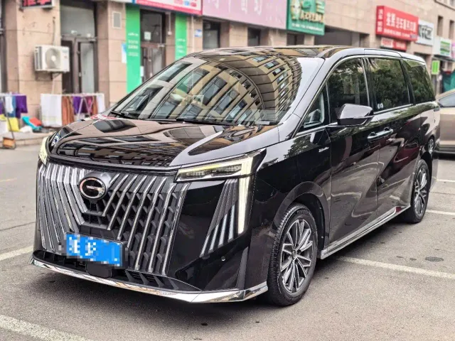 Фотография автомобиля — GAC Trumpchi M8