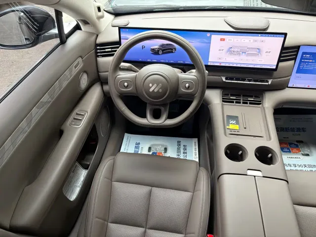 IM Motors LS6 — Фото автомобиля 14