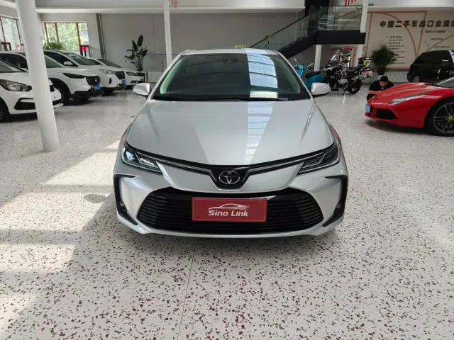 Toyota Corolla — Фото автомобиля 2