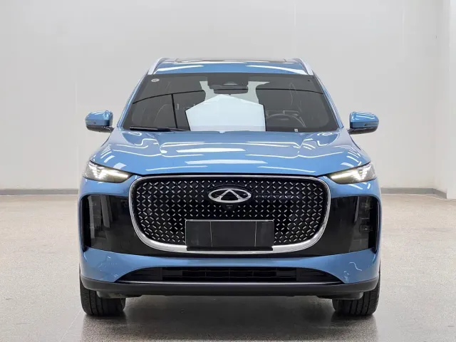Chery Tiggo 8 PLUS C-DM — Фото автомобиля 2