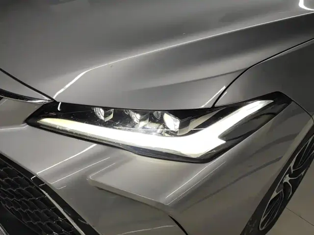 Toyota Avalon — Фото автомобиля 5