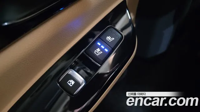 Kia Carnival — Фото автомобиля 23