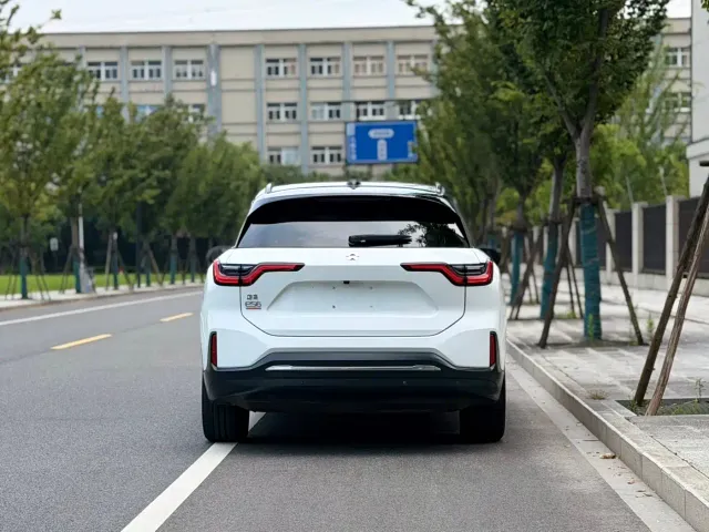 Nio ES6 — Фото автомобиля 5