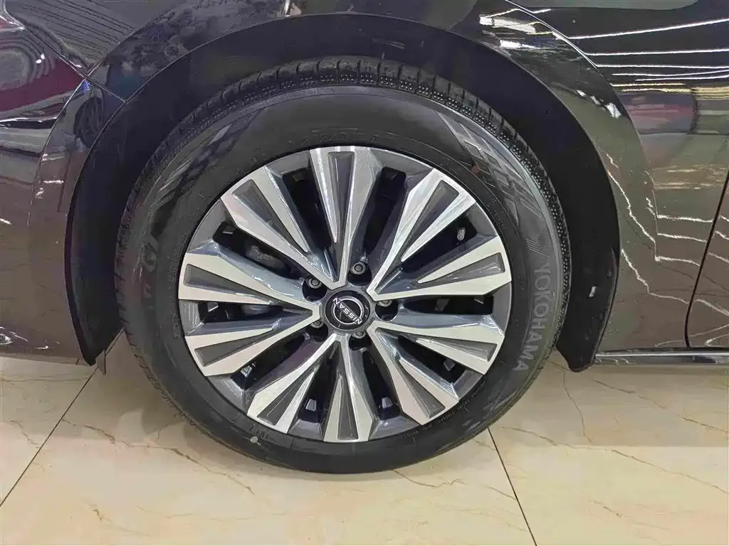 Nissan Teana 2025 2.0L XL-TLS Delight Edition — Фото автомобиля 10