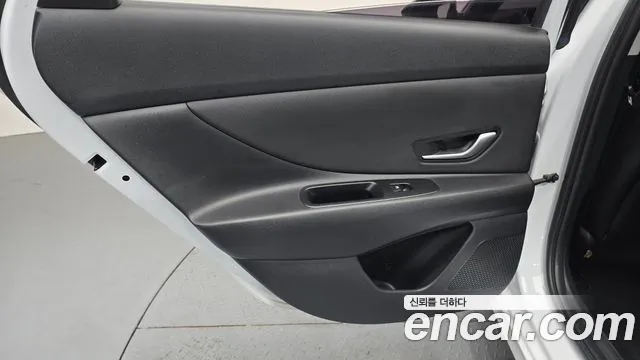 Hyundai Avante CN7 — Фото автомобиля 14