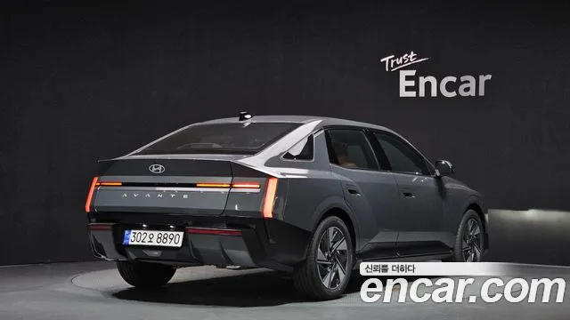 Hyundai Avante (CN8) — Фото автомобиля 2