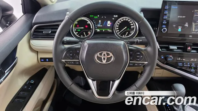 Toyota Camry — Фото автомобиля 12