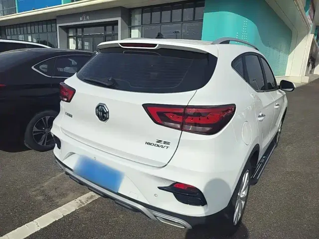 MG ZS — Фото автомобиля 6