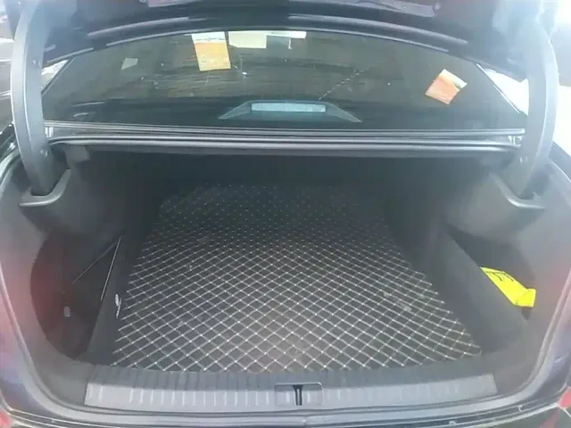 Volkswagen Passat — Фото автомобиля 18
