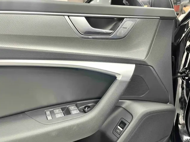 Audi A6L — Фото автомобиля 14