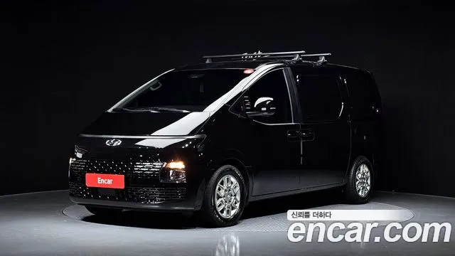 Фотография автомобиля — Hyundai Staria