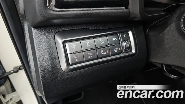 KG_Mobility_Ssangyong TIBOLI Very New Tivoli Бензин 1.5 2WD — Фото автомобиля 16