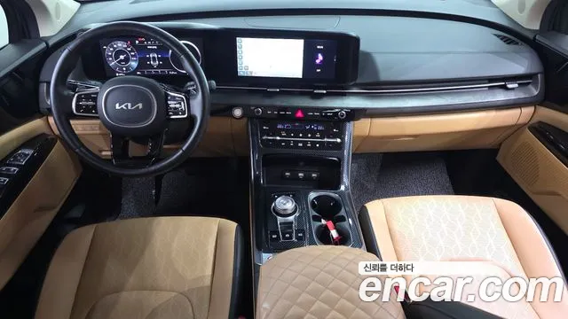 Kia Carnival Generation 4 — Фото автомобиля 7