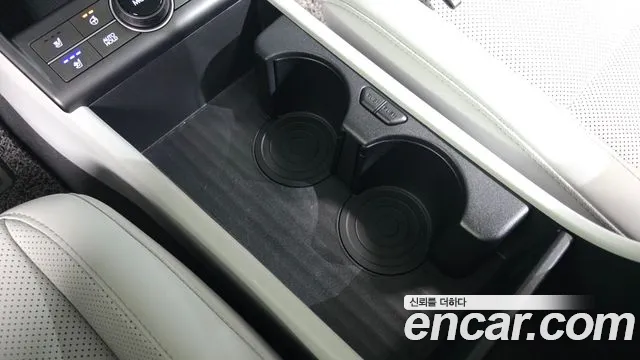 Hyundai Kona Kona (SX2) Бензин 2.0 2WD — Фото автомобиля 28