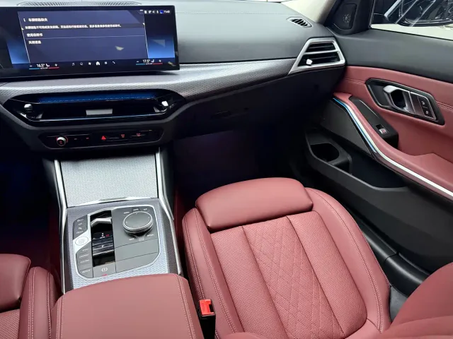 BMW 3 Series — Фото автомобиля 10