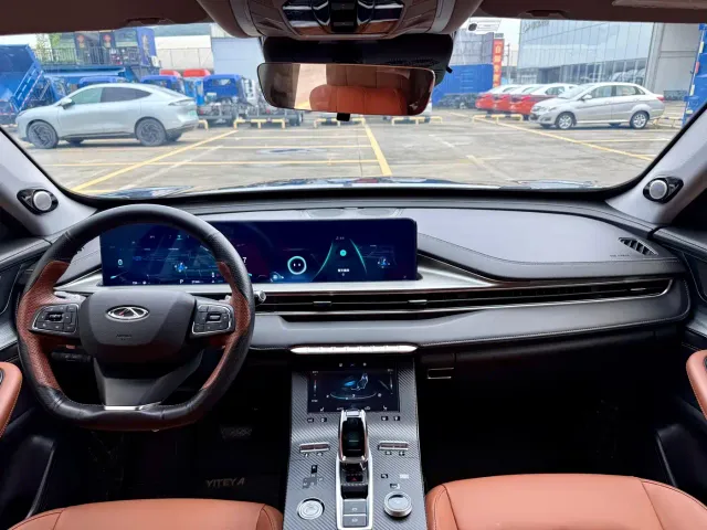 Chery Tiggo 8 PLUS — Фото автомобиля 21