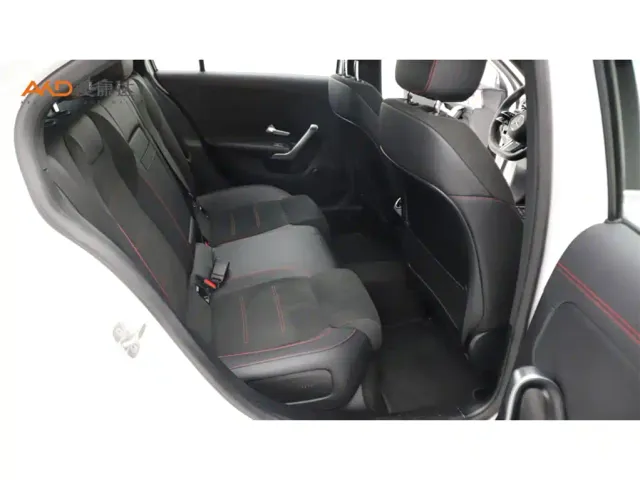 Mercedes-Benz A-Class — Фото автомобиля 8
