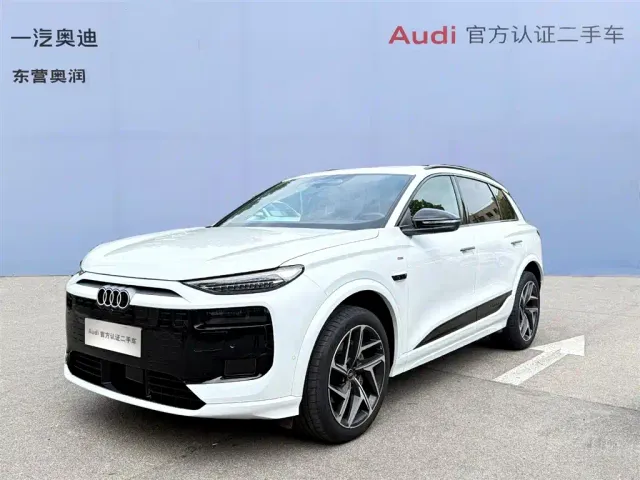 Фотография автомобиля — Audi Q6L e-tron