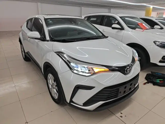 Toyota IZOA — Фото автомобиля 3