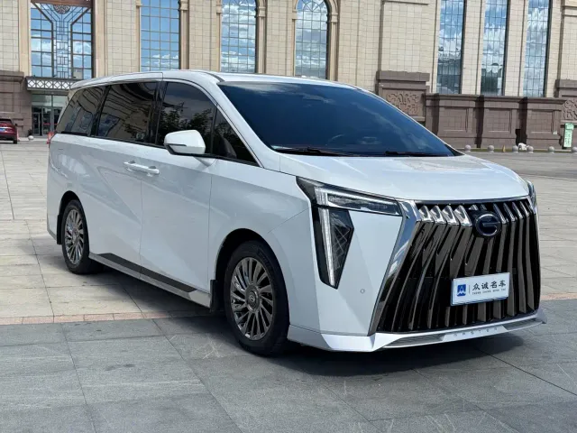 GAC Trumpchi M8 — Фото автомобиля 3
