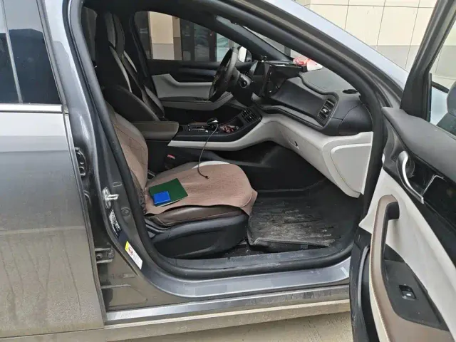 BYD Qin PLUS — Фото автомобиля 19