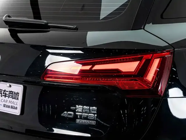Audi Audi Q5L 2024 Model 40 TFSI Luxury Dynamic — Фото автомобиля 8