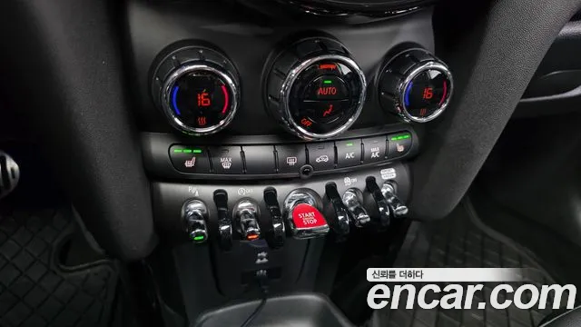 Mini Cooper Cooper Classic Plus — Фото автомобиля 17