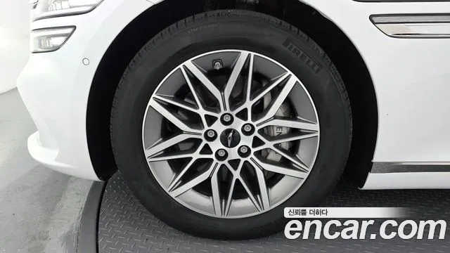 Genesis G80 RG3 — Фото автомобиля 5
