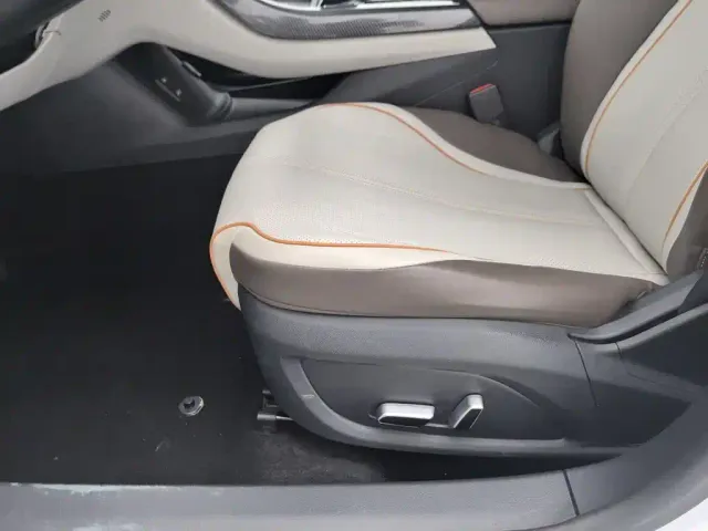 BYD Qin PLUS — Фото автомобиля 20