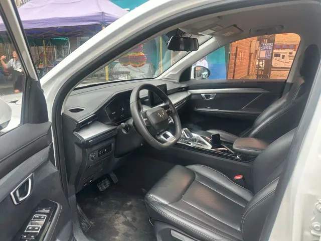 Wuling Asta — Фото автомобиля 8