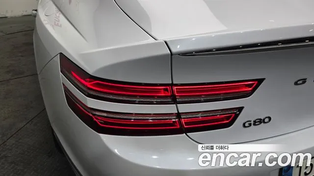Genesis G80 Бензин 2.5 турбо AWD — Фото автомобиля 22