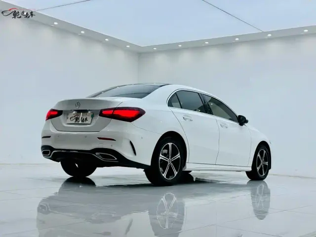 Mercedes-Benz A-Class — Фото автомобиля 7