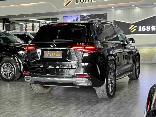 Mercedes-Benz GLE-Class — Фото автомобиля 6