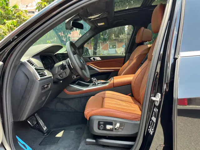 BMW X7 — Фото автомобиля 7
