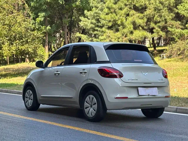 Wuling Bingo — Фото автомобиля 4