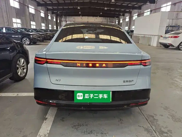 Nissan N7 — Фото автомобиля 5