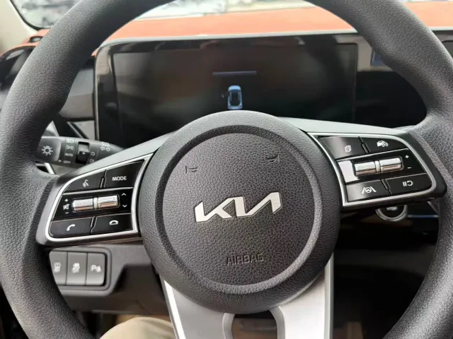 Kia Seltos — Фото автомобиля 12
