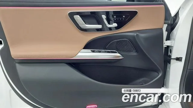 Mercedes-Benz E-Class — Фото автомобиля 15