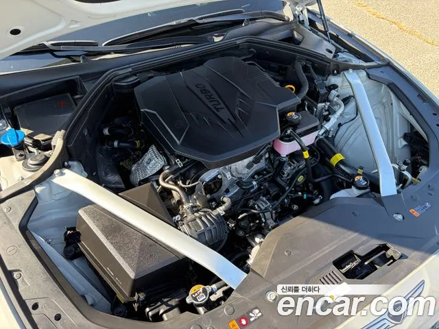 Genesis G70 New — Фото автомобиля 20