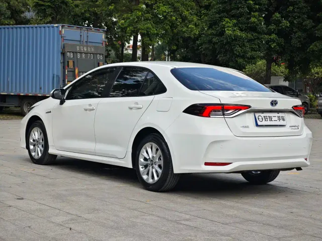 Toyota Corolla — Фото автомобиля 7