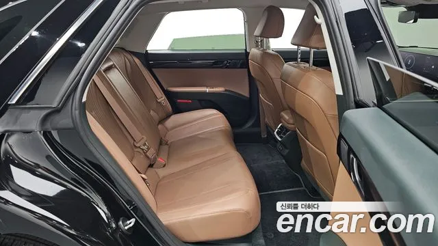 Hyundai Grandeur GN7 — Фото автомобиля 11