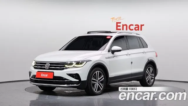 Фотография автомобиля — Volkswagen Tiguan
